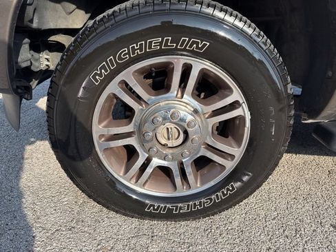Used 2015 Ford F250 King Ranch w/ FX4 Off-Road Package AWD/4WD image 3
