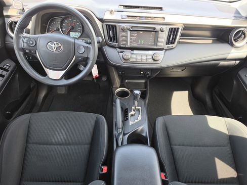 Used 2015 Toyota RAV4 XLE FWD image 9