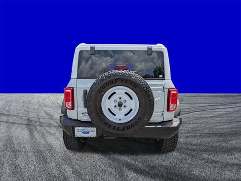 Certified 2026 Ford Bronco Heritage Edition AWD/4WD image 5