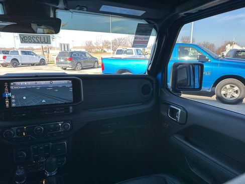 Used 2024 Jeep Wrangler Unlimited Rubicon 4xe image 52