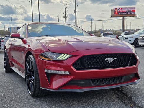 Used 2020 Ford Mustang GT Premium w/ Equipment Group 401A image 5