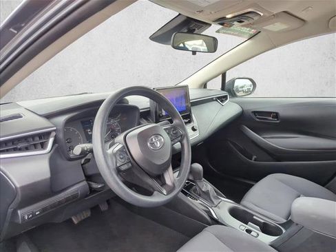 Used 2024 Toyota Corolla LE FWD image 10