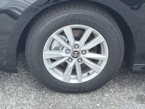 New 2026 Toyota Camry LE w/ Convenience Package FWD image 11