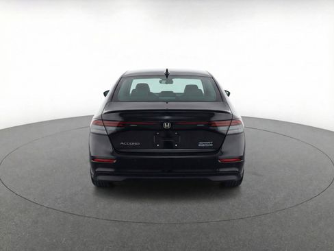 Used 2024 Honda Accord Sport image 7