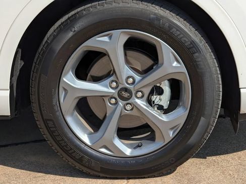 Used 2024 Ford Escape ST-Line w/ Tech Pack #1 FWD image 10