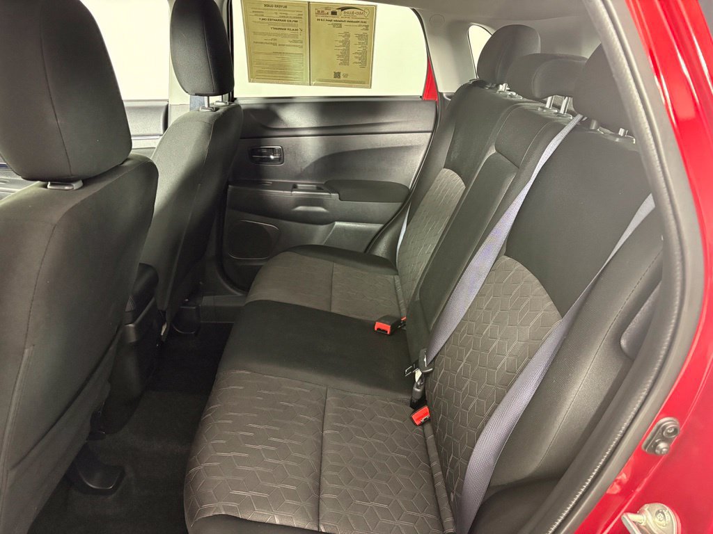 Used 2025 Mitsubishi Outlander Sport ES AWD/4WD image 13
