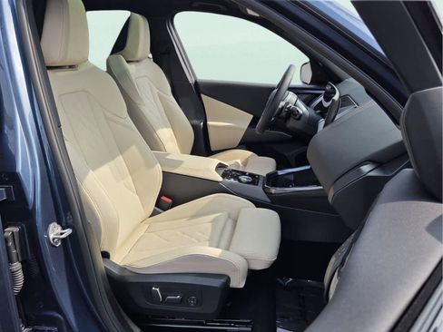 Used 2025 BMW X3 xDrive30i w/ Premium Package AWD/4WD image 21