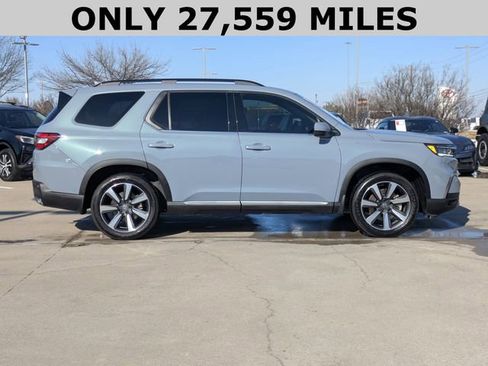 Used 2024 Honda Pilot Touring image 4
