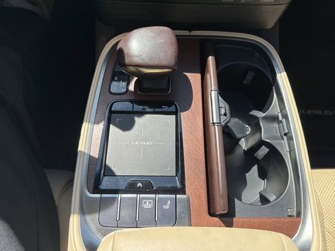 Used 2019 Lexus LS 500 AWD image 41