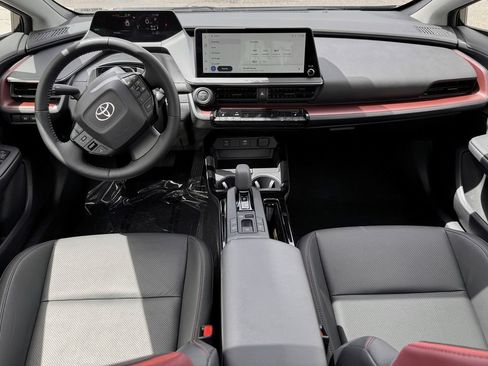 Used 2024 Toyota Prius Prime FWD image 25