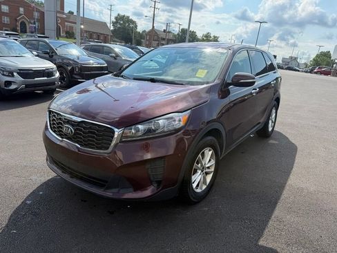 Used 2019 Kia Sorento FWD image 3