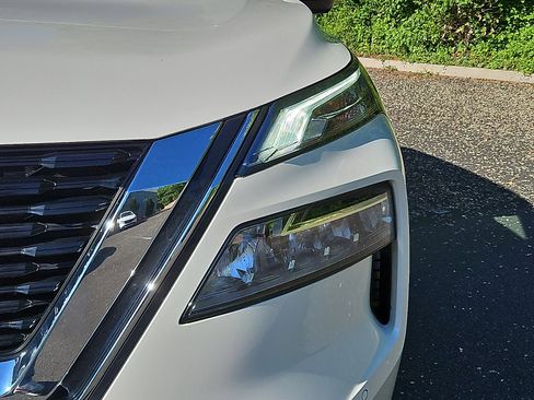 Certified 2023 Nissan Rogue SL w/ SL Premium Package AWD/4WD image 9