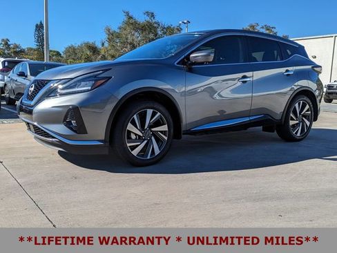 Used 2024 Nissan Murano SL image 10
