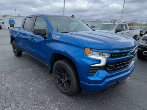 Used 2023 Chevrolet Silverado 1500 RST AWD/4WD image 4