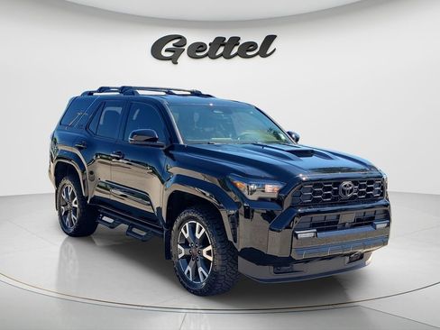 Certified 2025 Toyota 4Runner TRD Sport AWD/4WD image 3