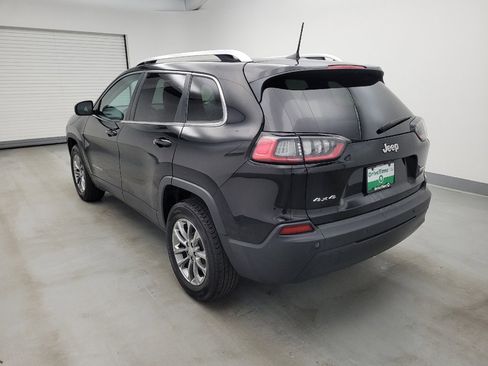 Used 2019 Jeep Cherokee Latitude Plus w/ Cold Weather Group AWD/4WD image 5
