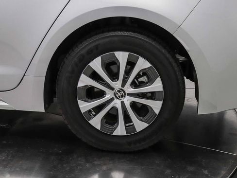 Used 2022 Toyota Corolla LE FWD image 10