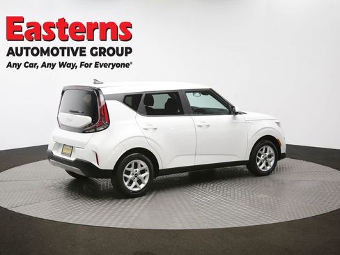 Used 2025 Kia Soul LX w/ LX Technology Package image 40