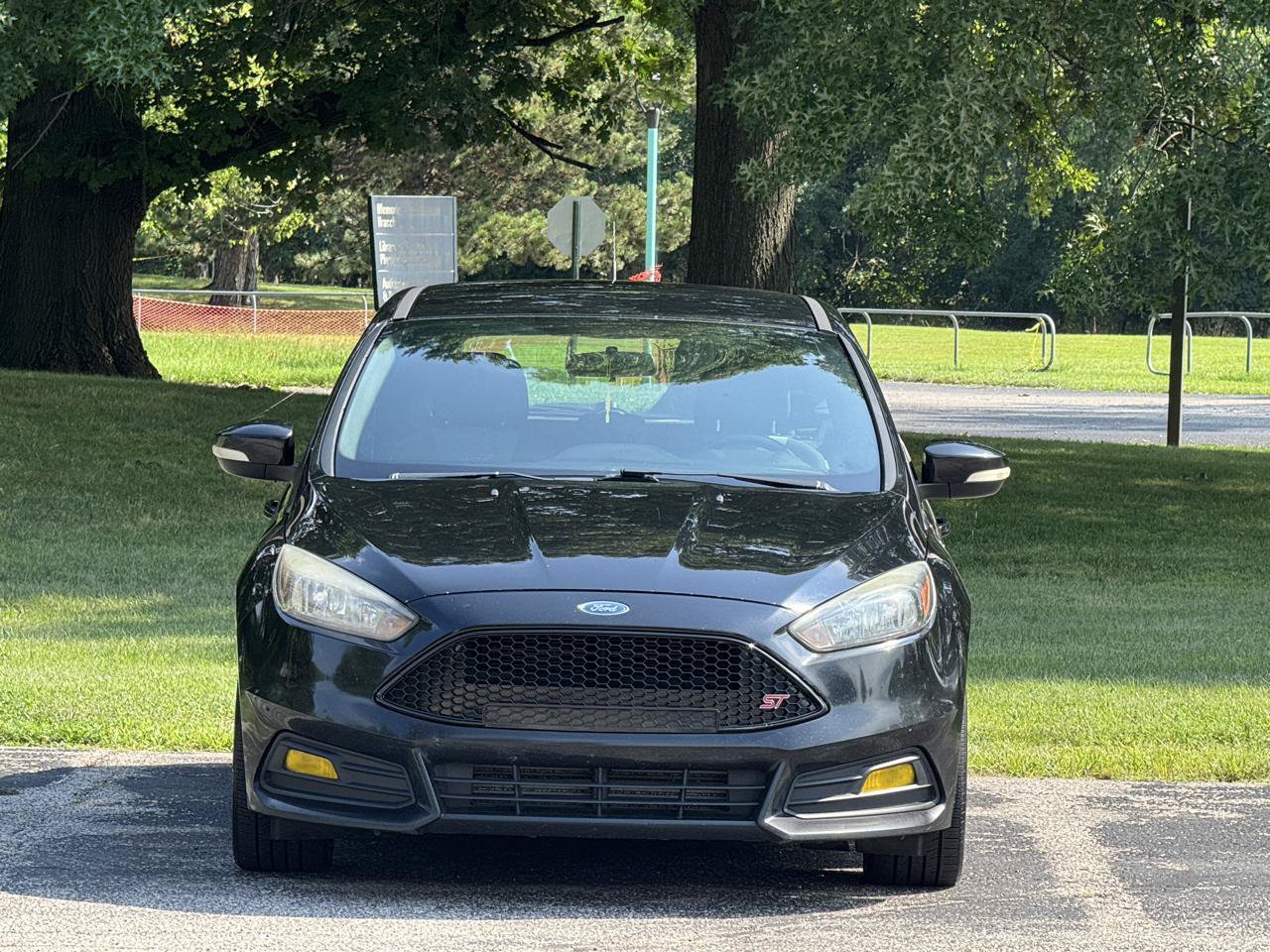Used 2017 Ford Focus ST FWD image 11
