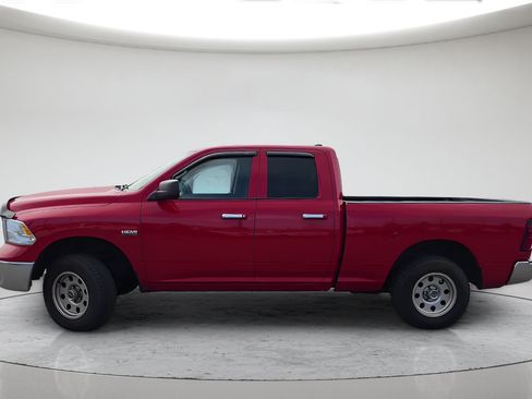 Used 2018 RAM 1500 Classic SLT AWD/4WD image 11