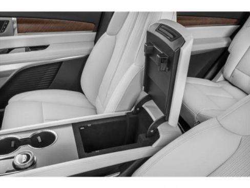 New 2027 Cadillac Vistiq Luxury w/ LPO, Floor Liner Package AWD/4WD image 16