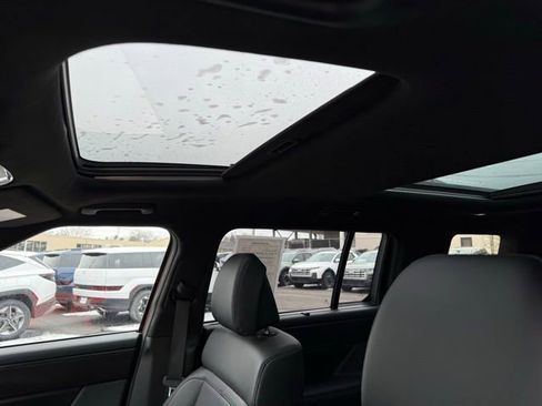 Certified 2024 Hyundai Santa Fe Calligraphy image 16