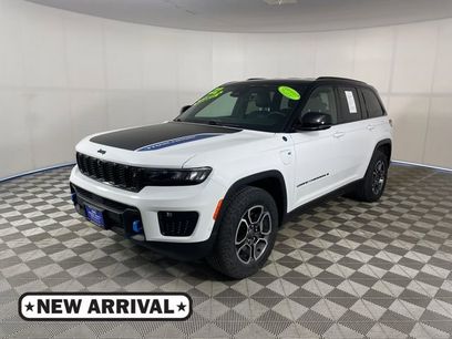 Used 2022 Jeep Grand Cherokee Trailhawk w/ Advanced Protech Group II