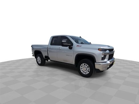 Used 2022 Chevrolet Silverado 2500 LT w/ Convenience Package AWD/4WD image 2