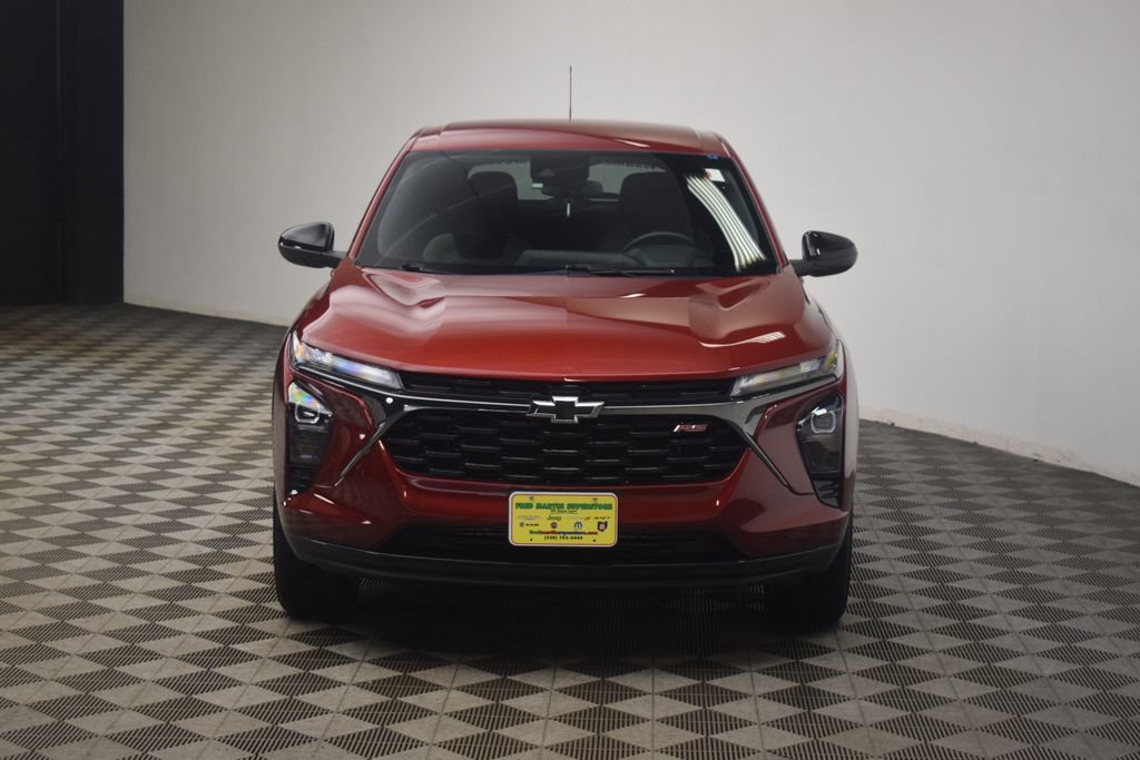 Used 2024 Chevrolet Trax RS w/ Driver Confidence Package FWD image 16