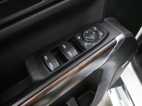 Used 2021 GMC Sierra 1500 SLT image 14