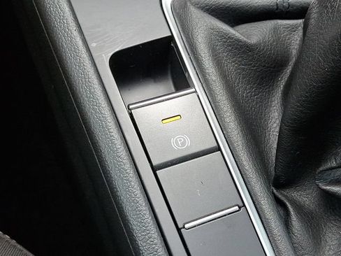 Used 2023 Volkswagen Jetta Sport FWD image 22