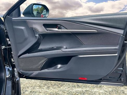 Used 2025 Toyota Camry LE image 27