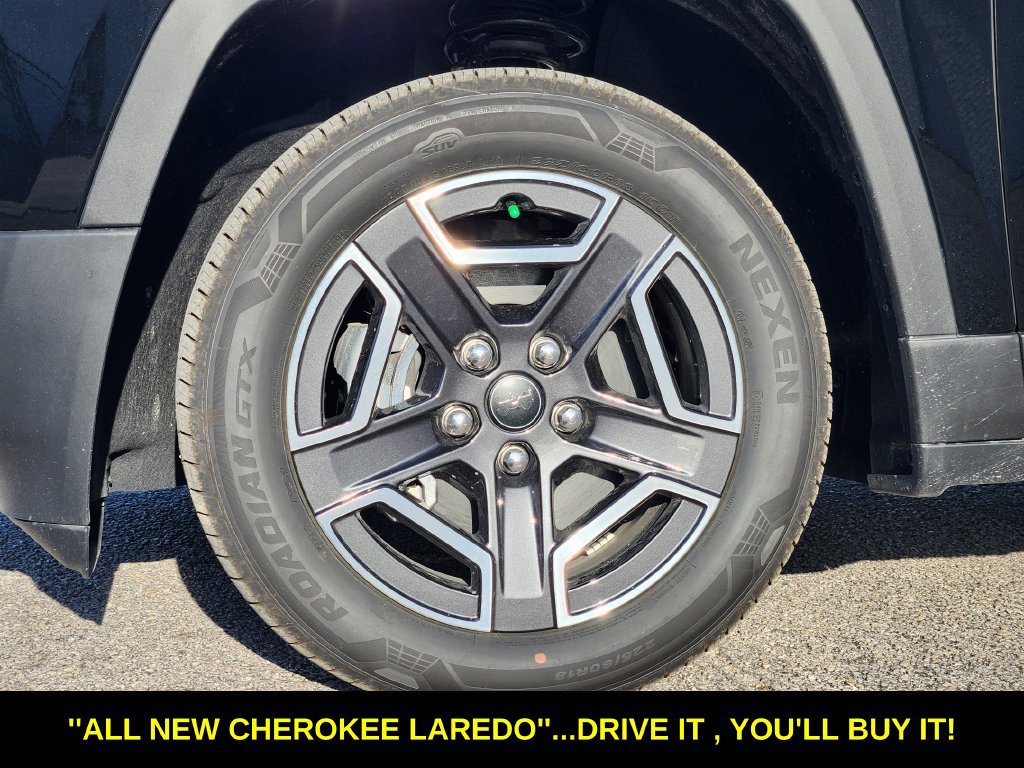 New 2026 Jeep Cherokee Laredo AWD/4WD image 8