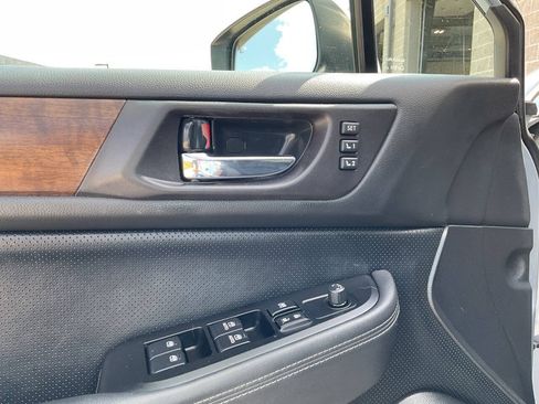 Used 2016 Subaru Outback 2.5i Limited AWD/4WD image 29