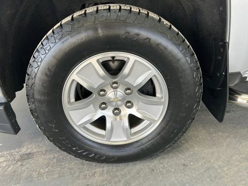 Used 2018 Chevrolet Silverado 1500 LT w/ All Star Edition image 12