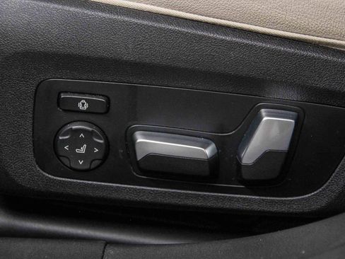 Used 2022 BMW 330e xDrive w/ Premium Package image 21