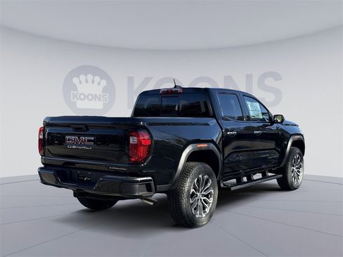 New 2026 GMC Canyon Denali image 7