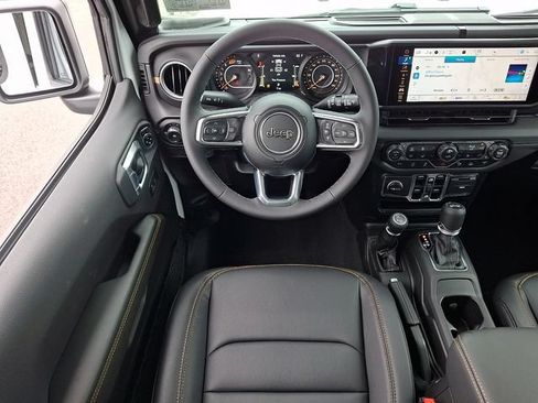 New 2026 Jeep Wrangler Unlimited Sahara AWD/4WD image 2