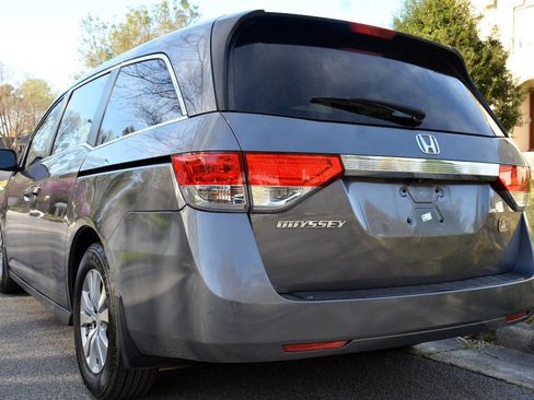 Used 2015 Honda Odyssey EX image 4