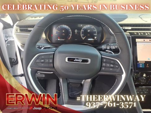 New 2025 Jeep Grand Cherokee Limited w/ Black Appearance Package image 16