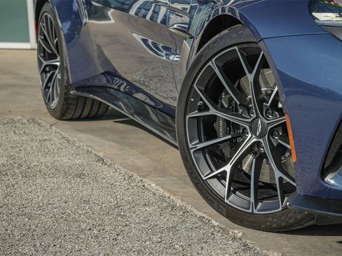 New 2025 Aston Martin V8 Vantage Coupe image 4