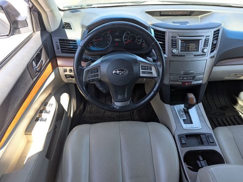 Used 2014 Subaru Outback 2.5i Limited AWD/4WD image 28