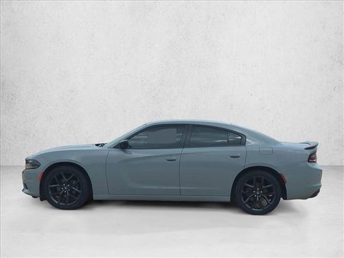 Used 2021 Dodge Charger SXT w/ Blacktop Package RWD image 9