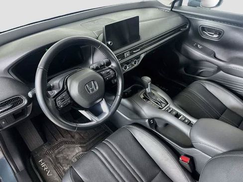 Used 2026 Honda HR-V EX-L image 2