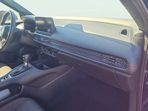 Certified 2023 Honda HR-V Sport image 21