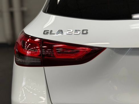 Certified 2023 Mercedes-Benz GLA 250 4MATIC image 14