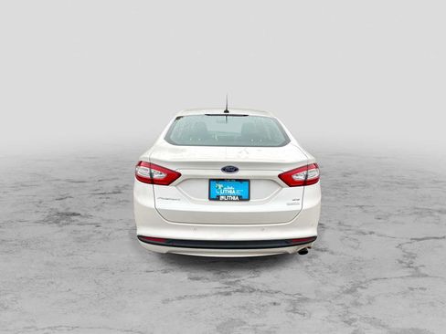 Used 2015 Ford Fusion SE w/ Equipment Group 202A FWD image 7