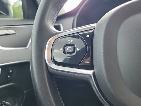 Used 2023 Volvo XC90 B5 Core AWD/4WD image 24