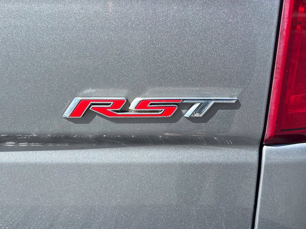 Used 2023 Chevrolet Silverado 1500 RST w/ Z71 Off-Road Package AWD/4WD image 7