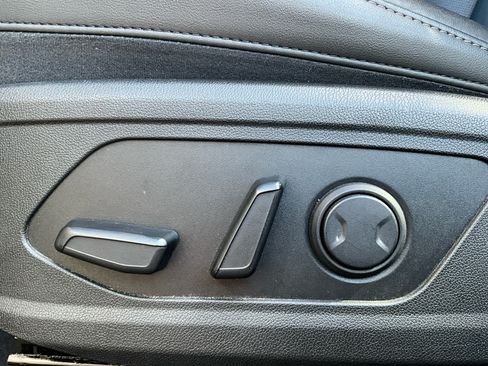 Used 2024 Kia Sorento S FWD image 20